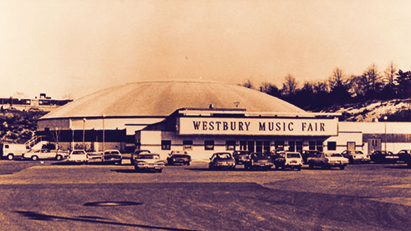 Bruce Springsteen & the E Street Band, Westbury Music Fair, Westbury, NY, February 23, 1975